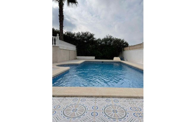 Revente - Villa -
Rojales - La Marquesa