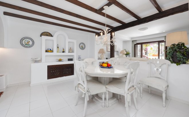 Revente - Appartement -
Torrevieja - Playa de los Locos