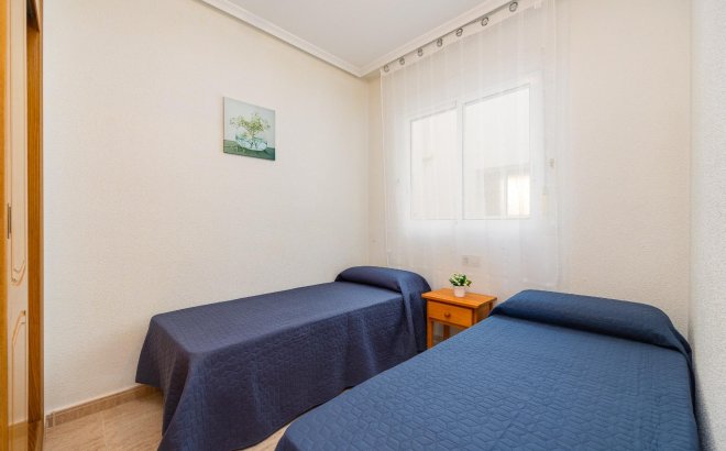 Herverkoop - Appartement -
Torrevieja - Estacion De Autobuses