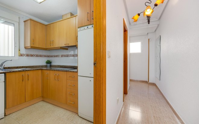 Herverkoop - Appartement -
Torrevieja - Estacion De Autobuses