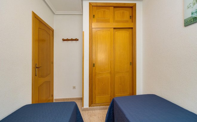 Herverkoop - Appartement -
Torrevieja - Estacion De Autobuses