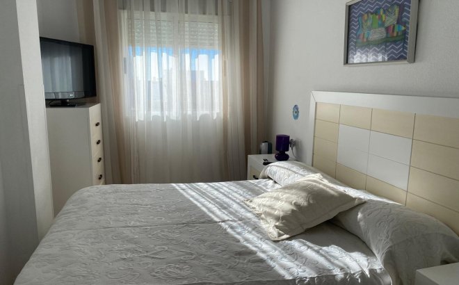 Revente - Penthouse -
Torrevieja - Estacion De Autobuses