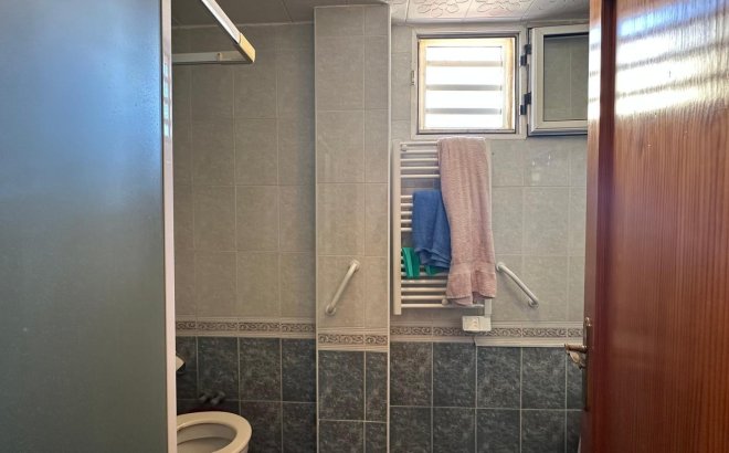 Revente - Appartement -
Torrevieja - Estacion De Autobuses