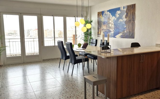 Herverkoop - Appartement -
Torrevieja - Costa Blanca