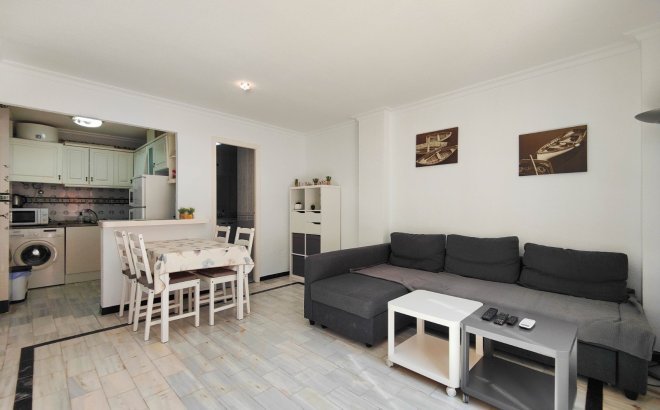 Herverkoop - Penthouse -
Torrevieja - Costa Blanca