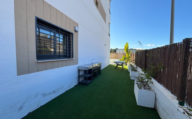 Resale - Apartment -
Pilar de la Horadada - Riomar