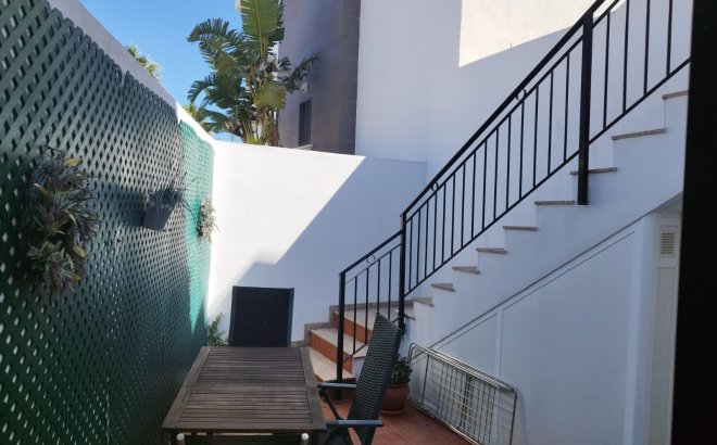 Resale - Bungalow -
Torrevieja - Costa Blanca