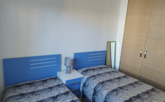 Resale - Bungalow -
Torrevieja - Costa Blanca