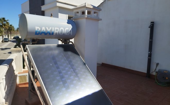 Resale - Bungalow -
Torrevieja - Costa Blanca