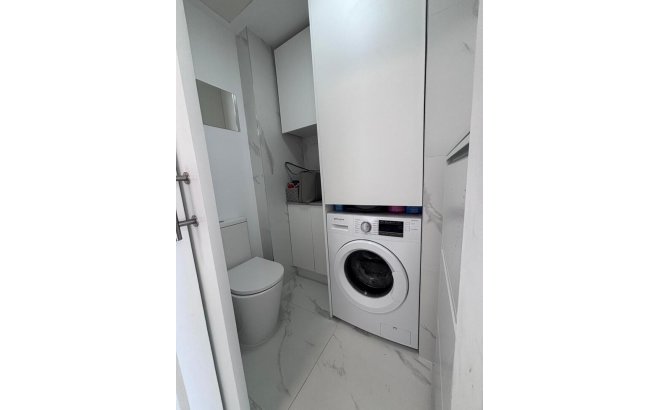 Revente - Villa -
Villamartin - Costa Blanca