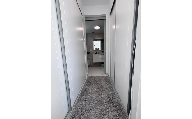 Revente - Villa -
Villamartin - Costa Blanca