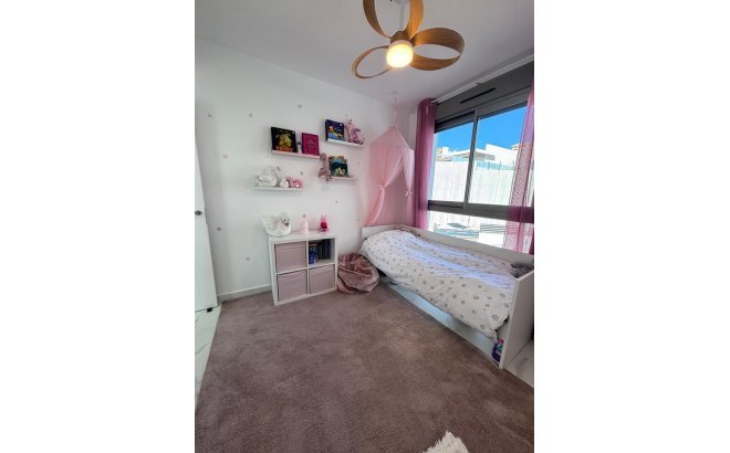 Revente - Villa -
Villamartin - Costa Blanca