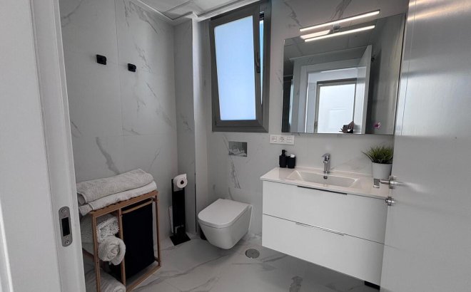 Revente - Villa -
Villamartin - Costa Blanca