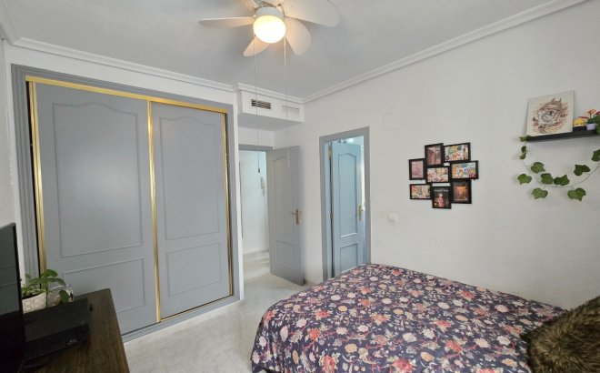 Revente - Appartement -
Los Montesinos - Costa Blanca