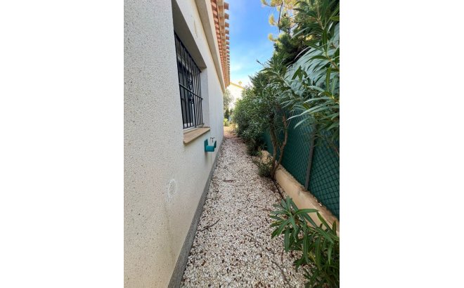 Revente - Villa -
Playa Flamenca