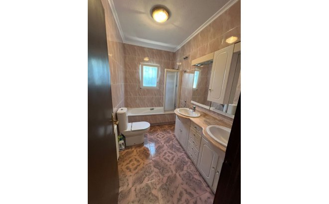 Revente - Villa -
Playa Flamenca