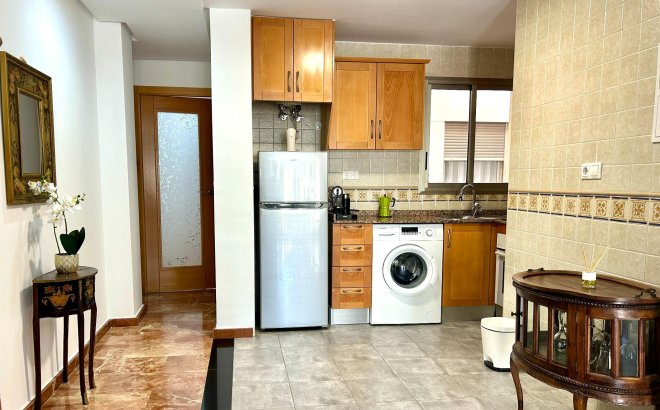 Herverkoop - Appartement -
Torrevieja - Centro