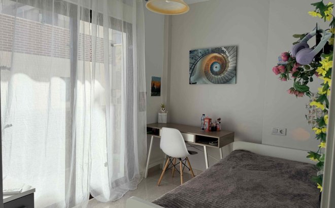 Resale - Town House -
Cabo Roig - Costa Blanca