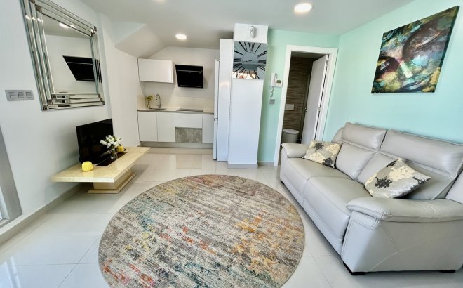 Revente - Villa -
Villamartin - Costa Blanca