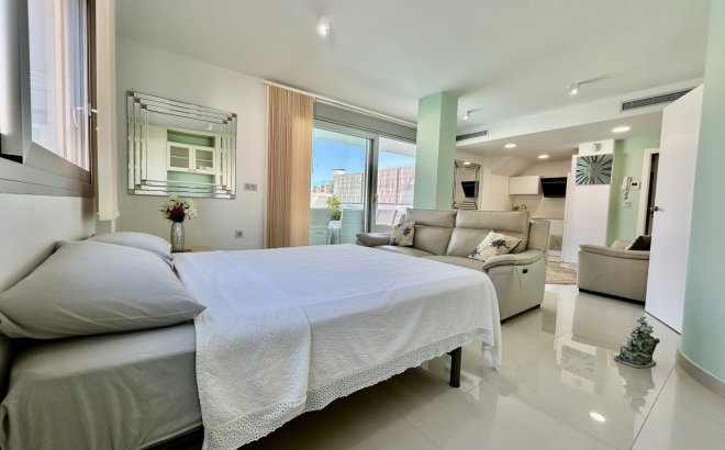 Revente - Villa -
Villamartin - Costa Blanca