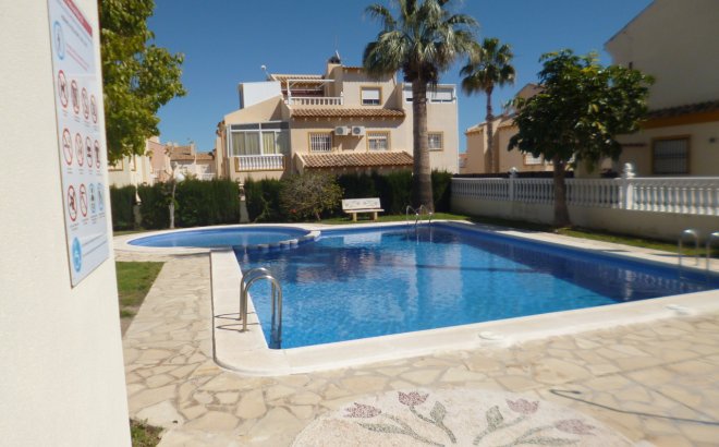 Resale - Town House -
Playa Flamenca - Costa Blanca