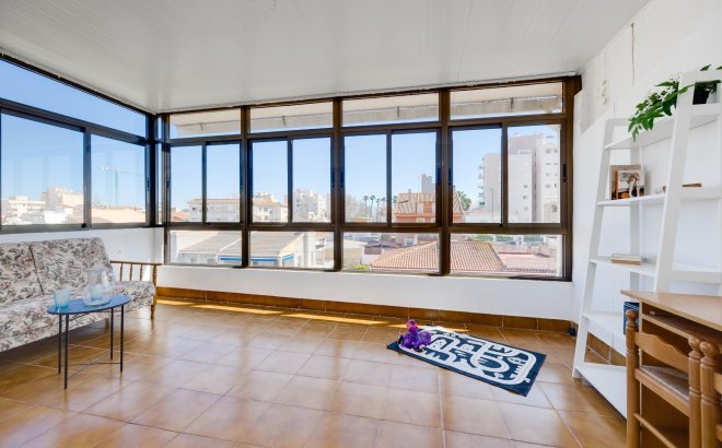 Resale - Semi Detached -
Torrevieja - Nueva Torrevieja