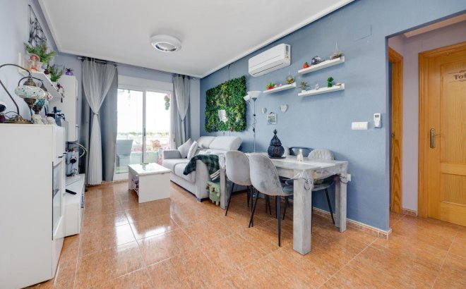 Herverkoop - Appartement -
Torrevieja - Centro