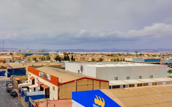 Herverkoop - Appartement -
Torrevieja - Centro