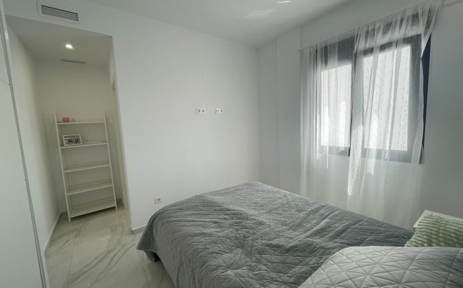 Resale - Villa -
Benijofar - Costa Blanca