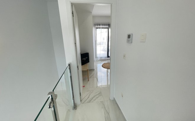 Resale - Villa -
Benijofar - Costa Blanca