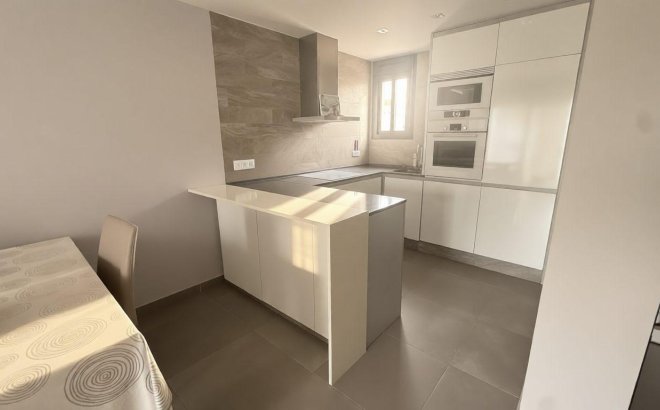 Herverkoop - Penthouse -
Torrevieja - Costa Blanca