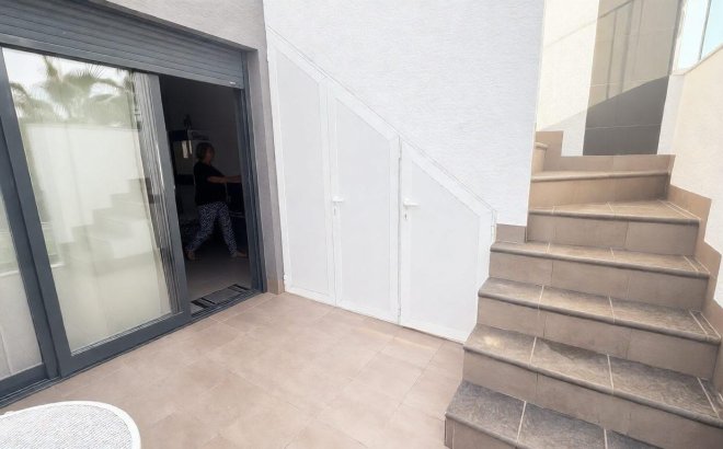 Herverkoop - Penthouse -
Torrevieja - Costa Blanca