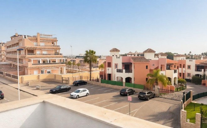 Herverkoop - Penthouse -
Torrevieja - Costa Blanca
