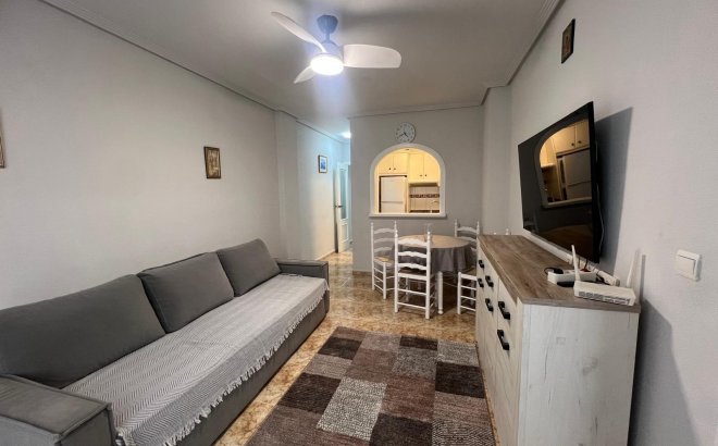 Revente - Appartement -
Torrevieja - Centro