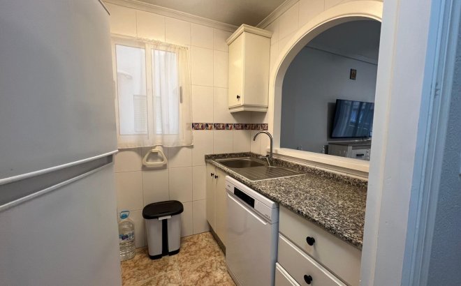 Revente - Appartement -
Torrevieja - Centro