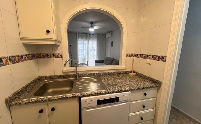 Revente - Appartement -
Torrevieja - Centro