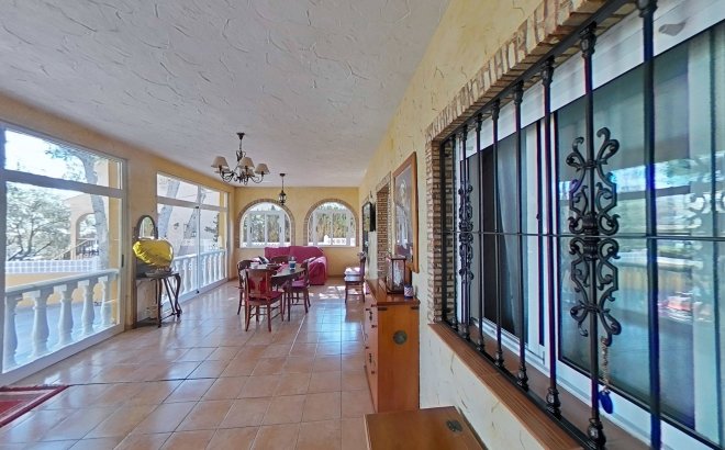 Resale - Villa -
Torrevieja - Los Balcones