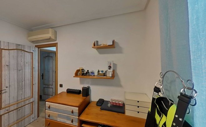 Resale - Villa -
Torrevieja - Los Balcones