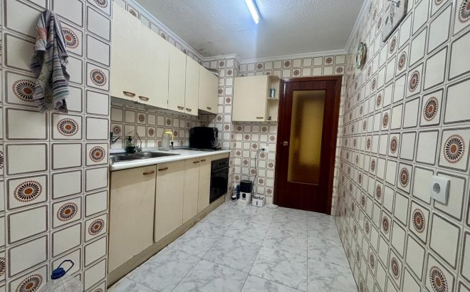 Revente - Appartement -
Torrevieja