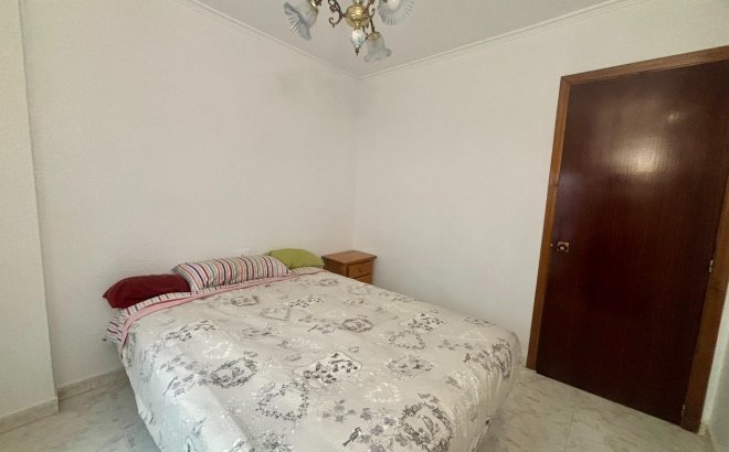 Revente - Appartement -
Torrevieja