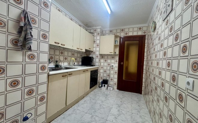Revente - Appartement -
Torrevieja