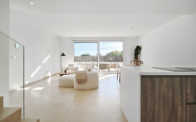 Resale - Villa -
Orihuela Costa - Costa Blanca