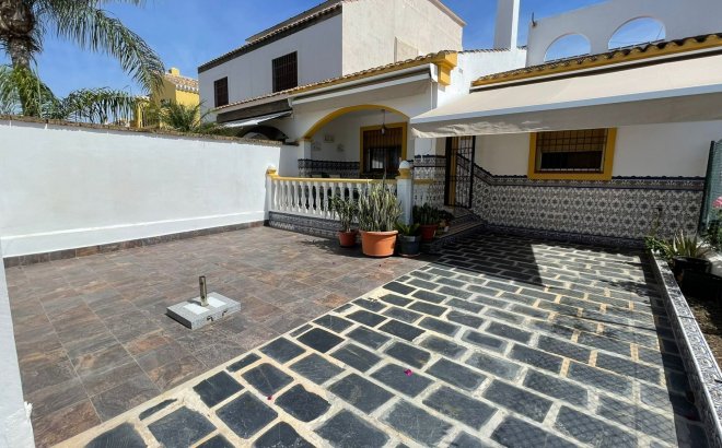 Revente - Town House -
Pilar de la Horadada - Costa Blanca