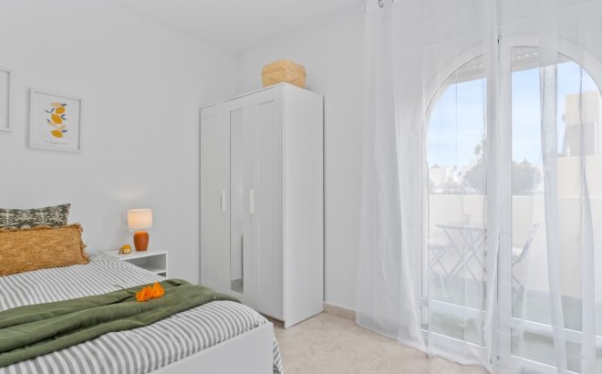 Resale - Town House -
Orihuela Costa - Costa Blanca