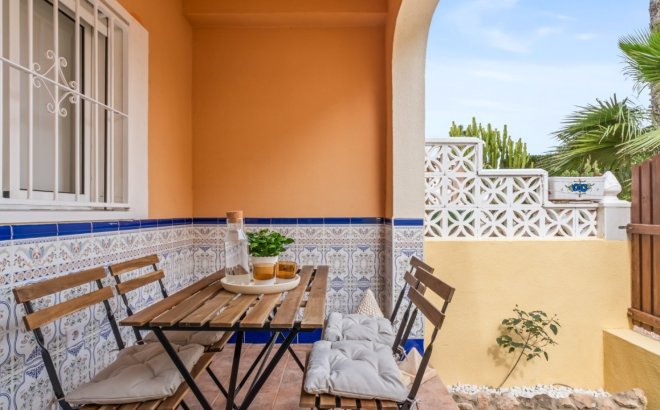 Resale - Town House -
Orihuela Costa - Costa Blanca