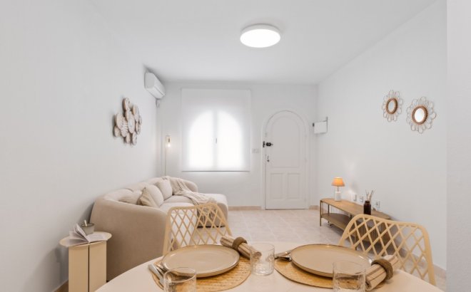 Resale - Town House -
Orihuela Costa - Costa Blanca