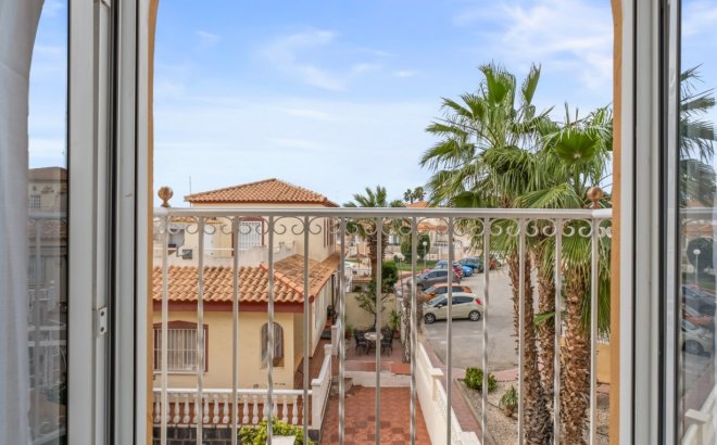 Resale - Town House -
Orihuela Costa - Costa Blanca