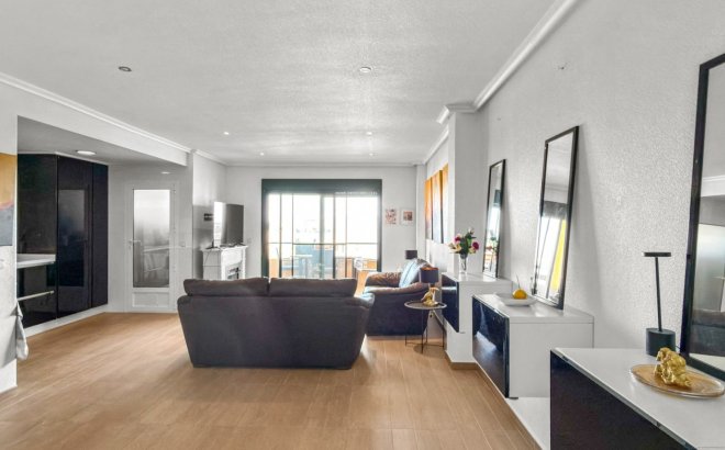 Resale - Apartment -
Orihuela Costa - Costa Blanca