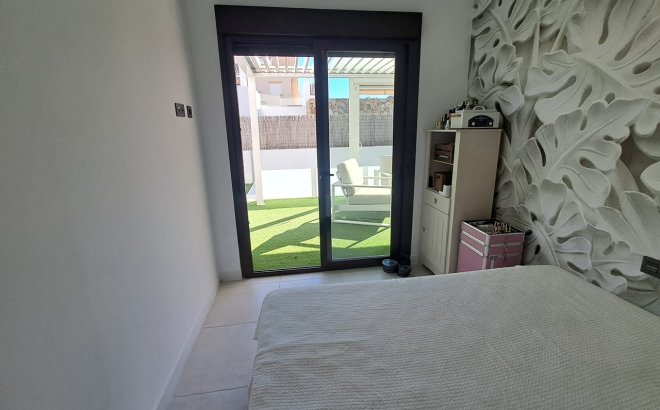 Resale - Villa -
Cabo Roig - Costa Blanca