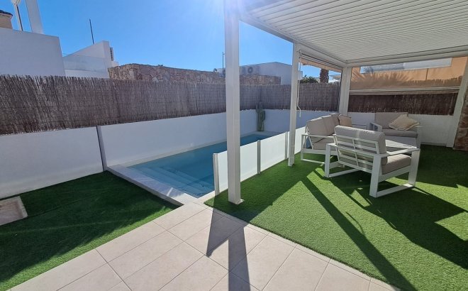 Resale - Villa -
Cabo Roig - Costa Blanca